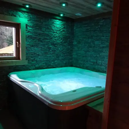 Logis La Bouloie Hotel